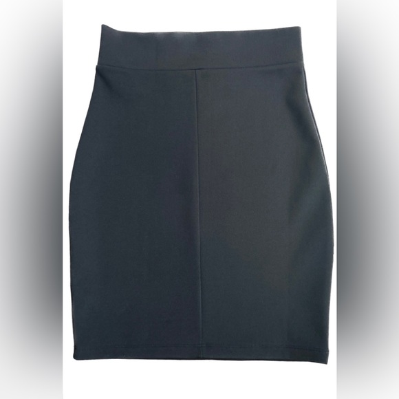 Foreign Exchange | size S | Skirt - Picture 2 of 3